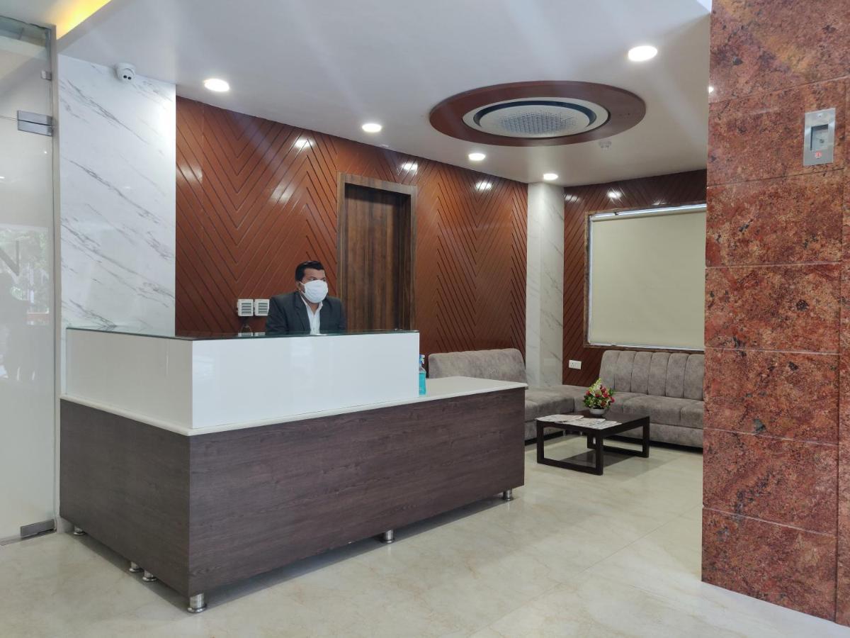 Hotel Sarvin Lucknow Eksteriør billede